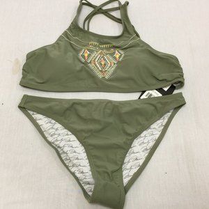❄️ NWT MARILYN MONROE WOMENS EMBROIDERED 2 PIECE SWIMSUIT SIZE L ❄️